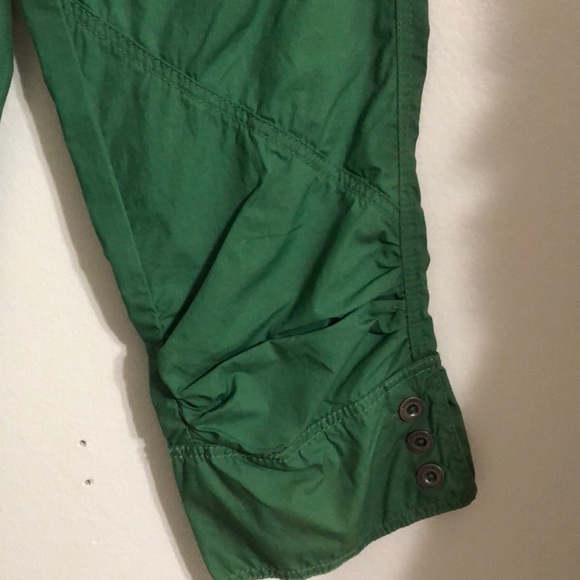 Capri Pants - Picture 3 of 7